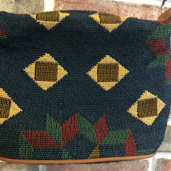 Accessories Unlimited Aztec Pattern Needlpoint Crossbody Purse Double Zip - Picture 3 of 11